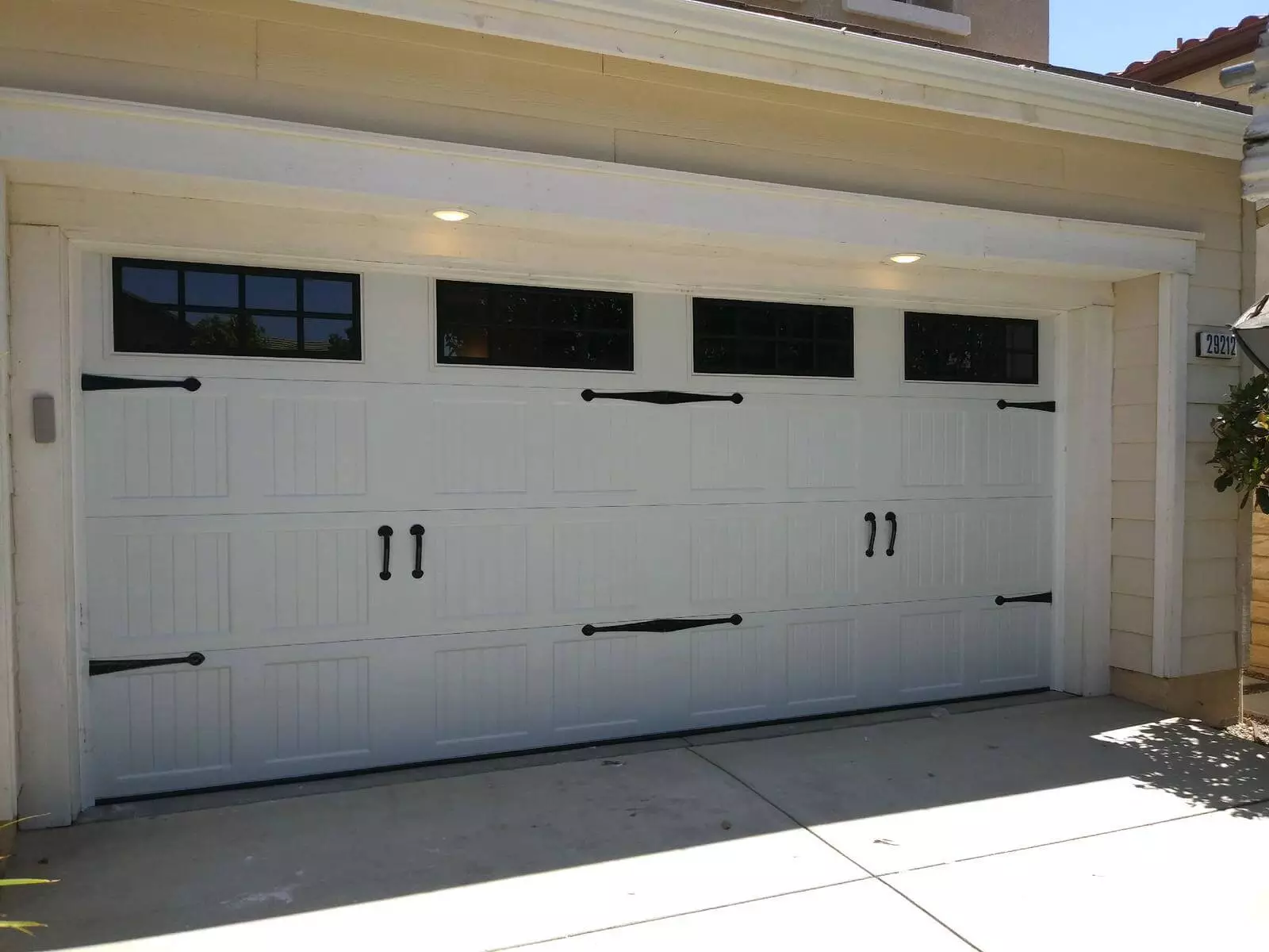 garage door replacement Norfolk