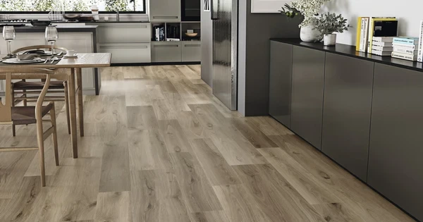 Key Benefits of Wood-Look Porcelain Tile vs. Hardwood