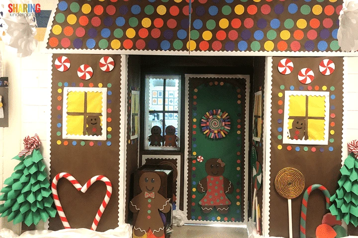 Gingerbread Decorations for Your Front Door