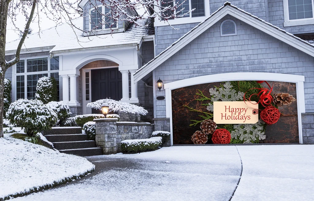 Popular Types of Christmas Garage Door Covers