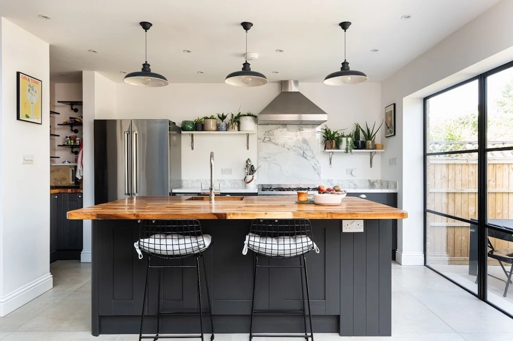 Designing the Perfect Kitchen with Lighting