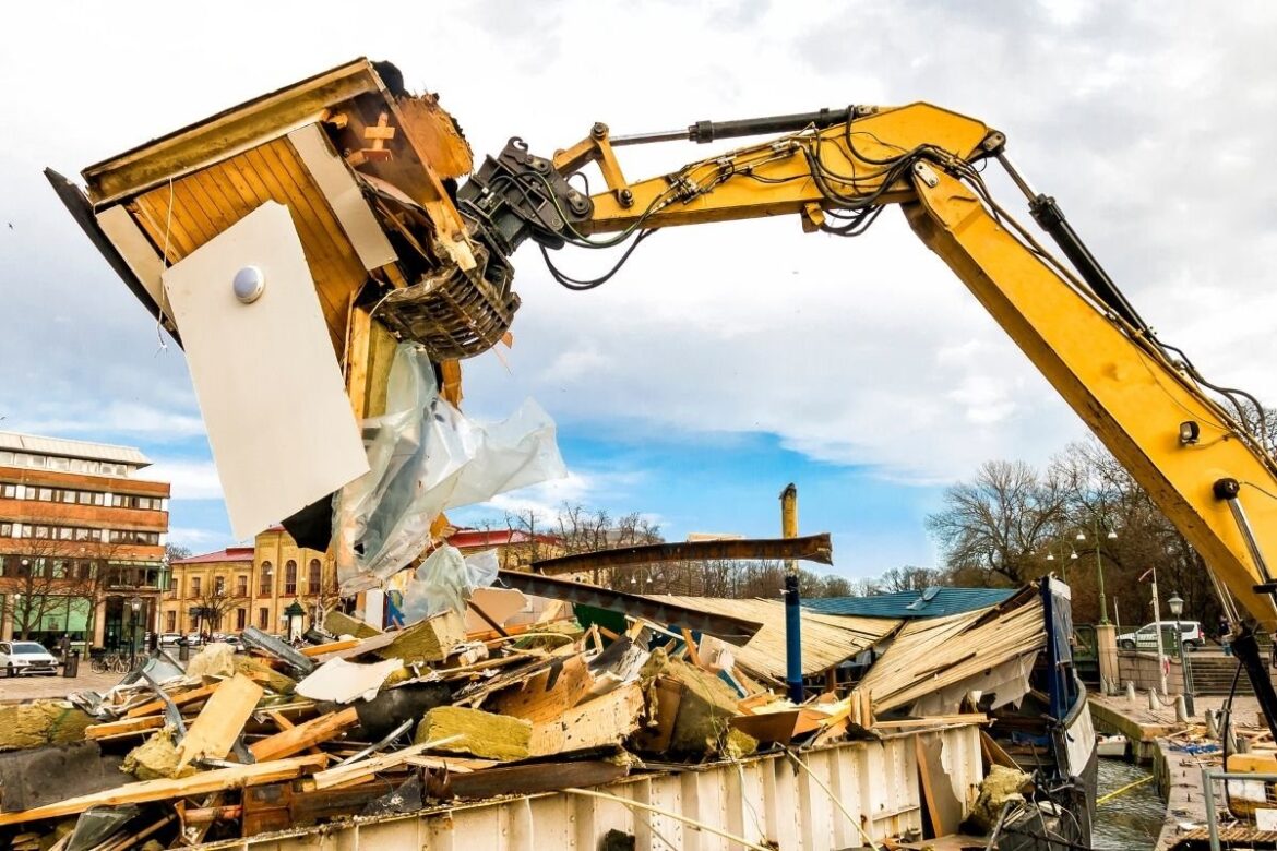 What to Know Before Starting a Structural Demolition Project